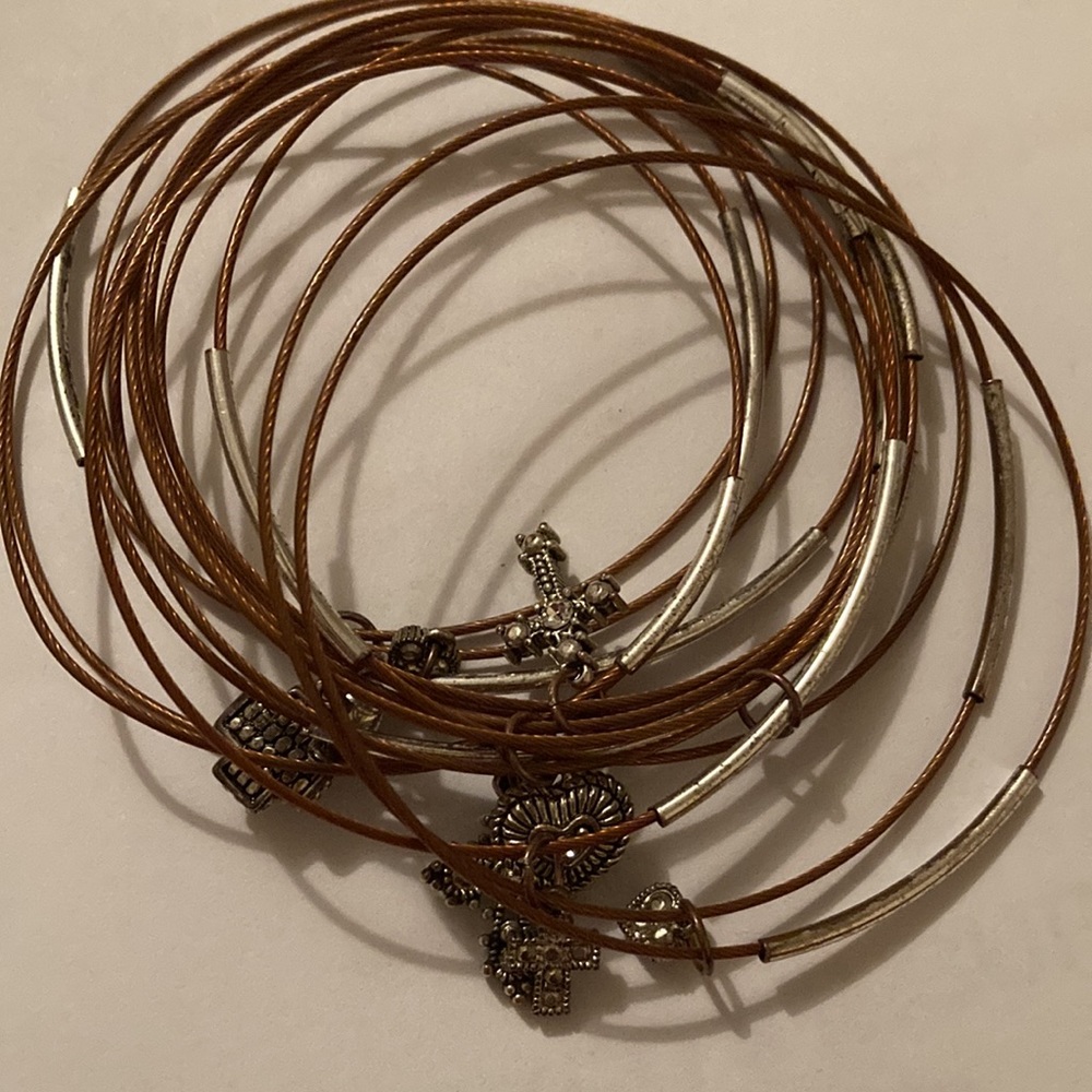 Interlocked Flexible Wire Bangle Bracelets - image 1